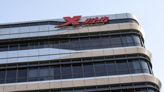 特步去年凈利增長(zhǎng)10.8%至13.7億元，專業(yè)運(yùn)動(dòng)品類營(yíng)收增三成