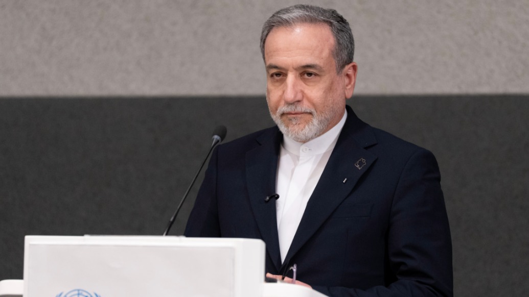 伊朗外长：美国要求谈判等于承认失败