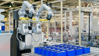 上汽集團(tuán)率先實(shí)現(xiàn)人形機(jī)器人量產(chǎn)線應(yīng)用