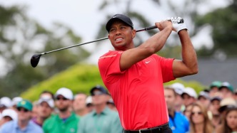 又被捕了！美國高爾夫球星“老虎”伍茲涉嫌酒駕翻車被捕