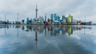 今夜至明日上海局部地区有大雨，周一上班需注意