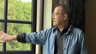 羅偉章：作家應(yīng)爭取和保持凝視生活的權(quán)利 | 訪談