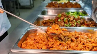 守护校园食品安全，教育部印发“十必须”“十不准”