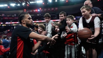 深一度｜當(dāng)球迷覺得輸球理所當(dāng)然，NBA開始對擺爛“宣戰(zhàn)”