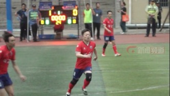 广西岑溪市委书记以球员身份参加县超，球队斩获赛季首胜