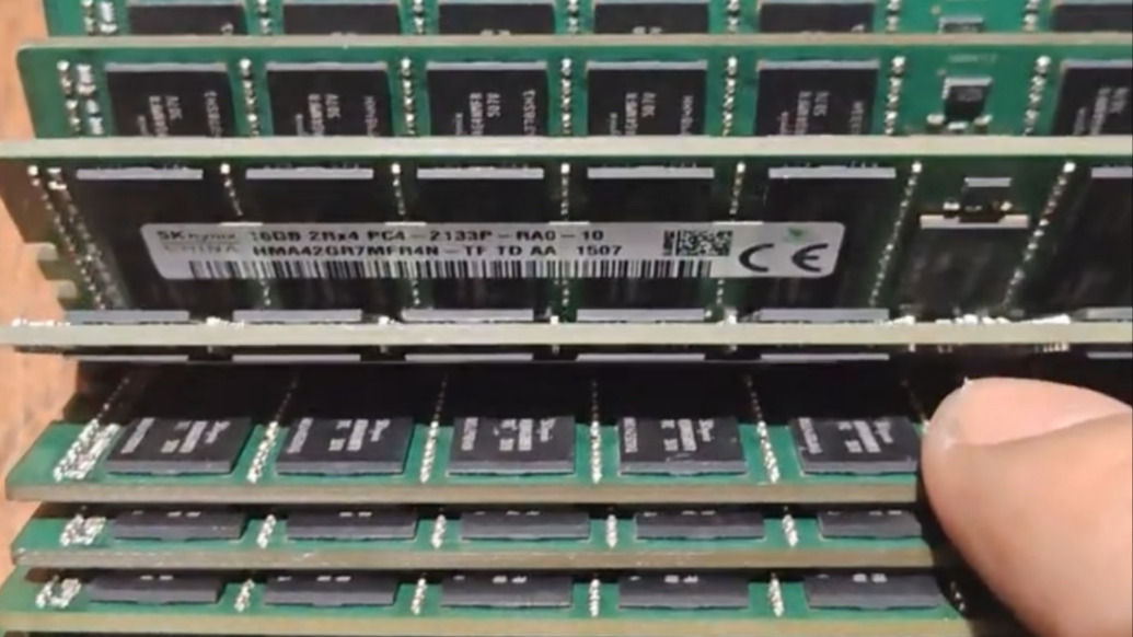 內(nèi)存條暴漲后迎來大跌？有商家直呼虧麻了：至少虧損幾十萬元