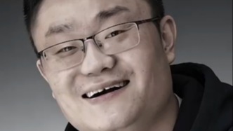 44歲東航員工離世后捐獻7件器官，同事護送其心臟奔赴希望