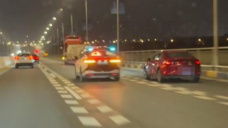 武汉“萝卜快跑”车辆停滞已恢复，业内人士：遇突发情况触发安全自检机制