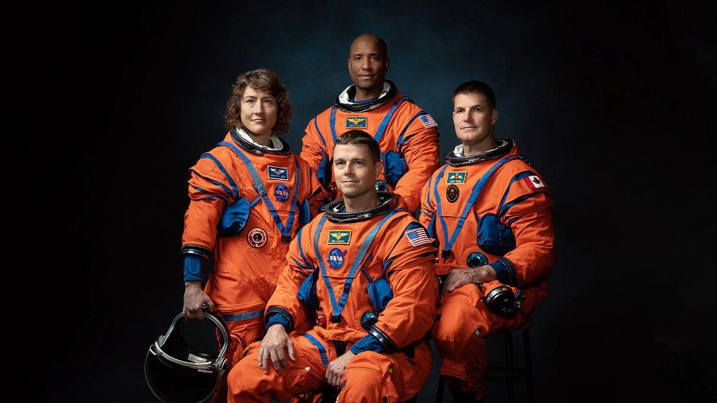 揭秘NASA登月“牛服”:能让宇航员撑6天的太空救生衣