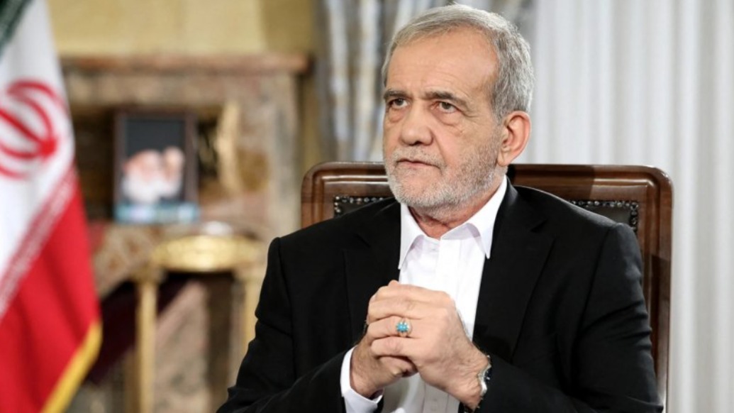 伊朗总统和外长参加德黑兰民众集会