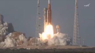 載4人向深空而去！美“阿耳忒彌斯2”號(hào)發(fā)射，繞月任務(wù)正式啟動(dòng)