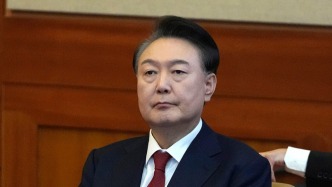 尹錫悅看守所內(nèi)“吸金”12億韓元，比李在明年薪高數(shù)倍