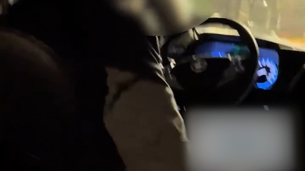 杭州警方通报“女子被网约车司机骚扰”：司机已被行政拘留