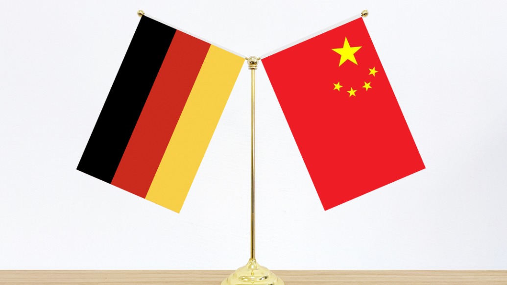 王毅同德国外长瓦德富尔通电话，双方重点就中东形势交换意见