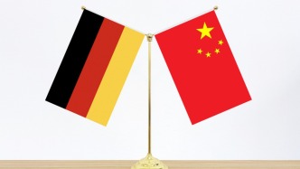 王毅同德国外长瓦德富尔通电话，双方重点就中东形势交换意见