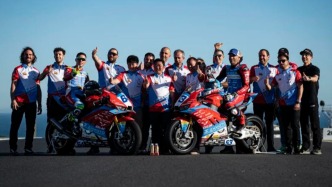 張雪機(jī)車憑什么逆襲？新華社：離不開(kāi)重慶廣東江蘇等地制造業(yè)體系托底