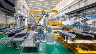 經(jīng)緯度：變壓器、機(jī)器人何以成出口“搶手貨”