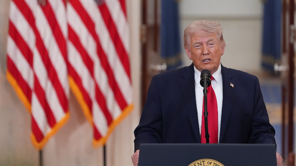 美国哥大教授杰弗里·萨克斯：全世界都看到一个“疯子”在表演