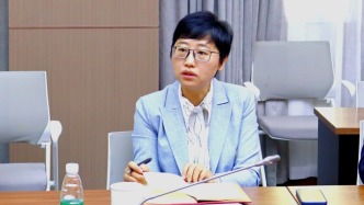 贺莉任上海工程技术大学党委书记