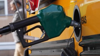 受中東局勢(shì)影響，美國(guó)汽油均價(jià)升至4.1美元