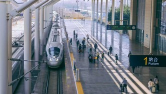 清明假期首日，郑州铁路累计发送旅客101.9万人次