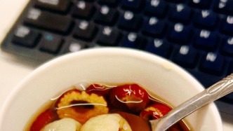 工人日報聚焦職場興起養(yǎng)生潮：“賽博養(yǎng)生”緣何俘獲年輕人