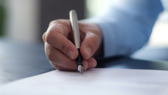 立遺囑不只是“安排后事”：年輕人將數(shù)字資產(chǎn)寫(xiě)入遺囑，獨(dú)身人群關(guān)注意定監(jiān)護(hù)