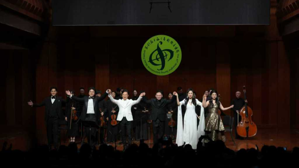 一次中国声乐艺术百年求索之路的回望