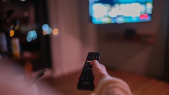 言短意長(zhǎng)｜電視劇監(jiān)管的“剛”與“柔”