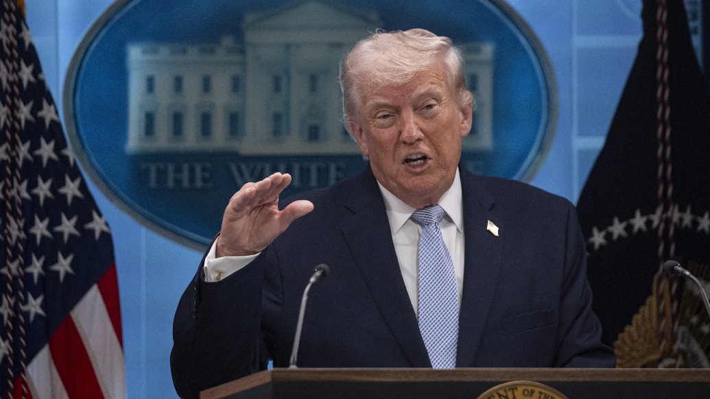 特朗普自曝威脅退出北約真相：他們不給我格陵蘭島，那就說“拜拜”