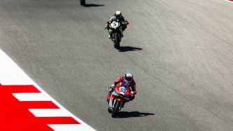 “張雪機(jī)車”引島內(nèi)熱議，國(guó)臺(tái)辦：歡迎臺(tái)胞臺(tái)企扎根大陸發(fā)展