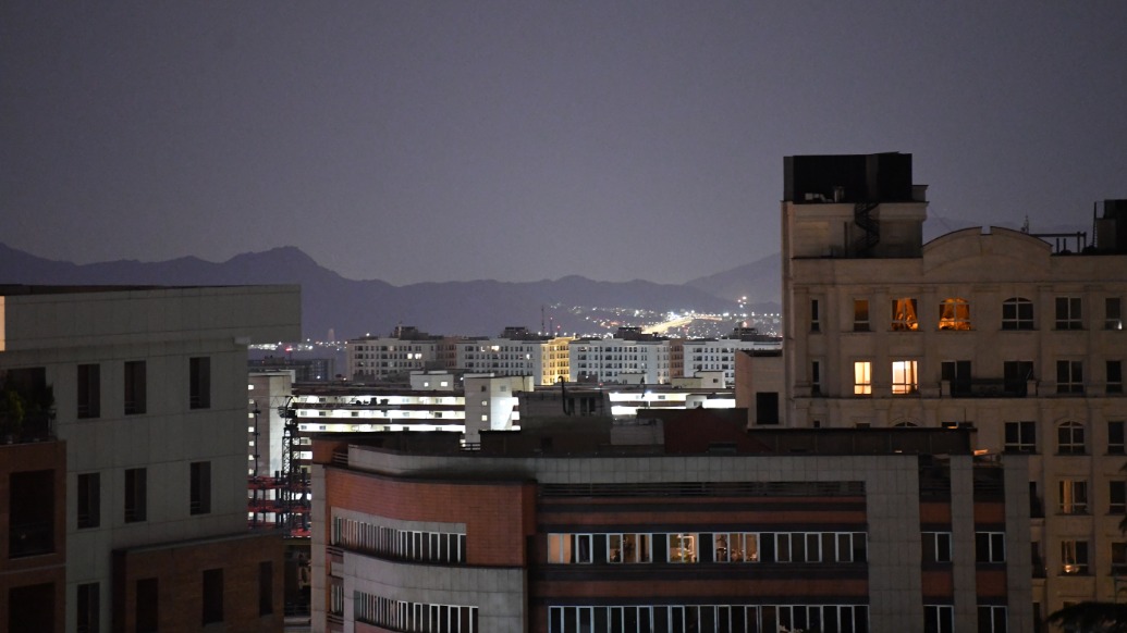 快评｜美伊局势一夜逆转，临时停火“或为脆弱局势下的妥协”