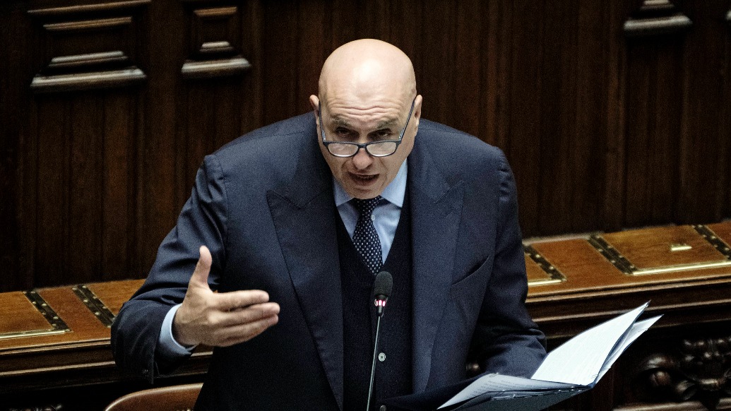 意大利防长就驻意美军基地使用问题表态：不能接受“幼稚的屈从”