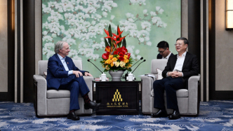 陈吉宁会见美国桥水投资公司创始人瑞·达利欧