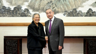 王毅会见泰国公主诗琳通