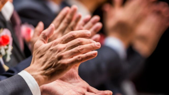 央視主持人撒貝寧、網(wǎng)球運動員張帥等擬獲全國五一勞動獎章