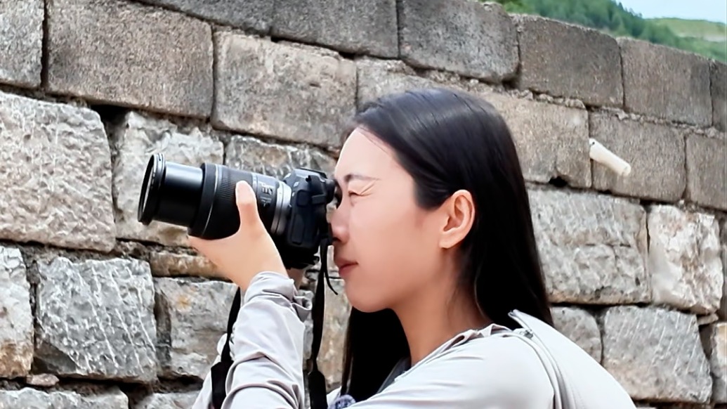 用镜头留住时光！摄影爱好者走进村庄为近千名老人免费拍照