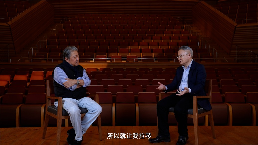 余隆王健老友對(duì)話：在這個(gè)時(shí)代，縮小自己的世界