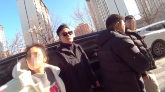 獲取萬條公民信息后注冊游戲賬號“養(yǎng)肥”出售，警方搗毀一“賬號工廠”