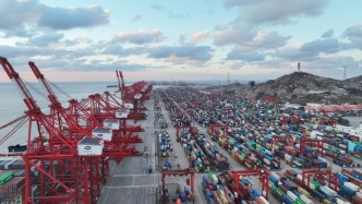 鄭麗文一行在上海參訪，點(diǎn)贊大陸經(jīng)濟(jì)活力與城市魅力