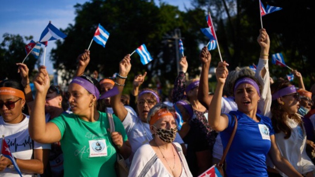 古巴女性集会谴责美国对古长期封锁