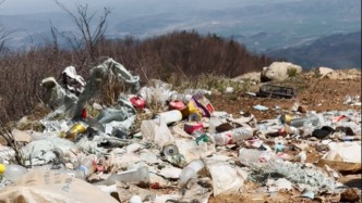 馬上看丨水瓶、塑料袋、氣罐遍野！熱門徒步野線“南太行”部分路段變“垃圾場”