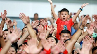 直播丨2026“蘇超”今晚開(kāi)戰(zhàn)！“草根”賽事升級(jí)，新花樣搶先看