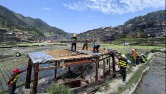 貴州西江千戶苗寨景區(qū)專項(xiàng)整治私搭亂建，逾期未整改將集中拆除