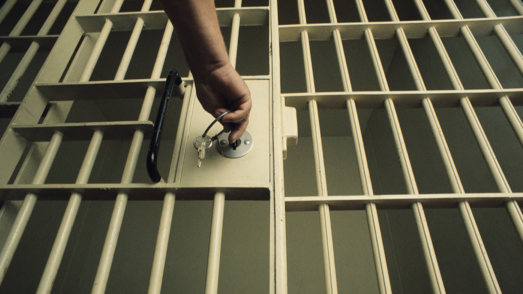 “劝返途中被控抢方向盘案”老人刑满释放续：浙江省检已受理申诉并立案复查