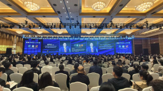 消化道手術(shù)模式迎來變革：專家團(tuán)隊(duì)將內(nèi)鏡從“輔助”推向“主導(dǎo)”