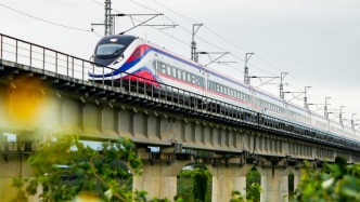 中老鐵路國際旅客列車開行三周年，累計發(fā)送跨境旅客超80萬人次