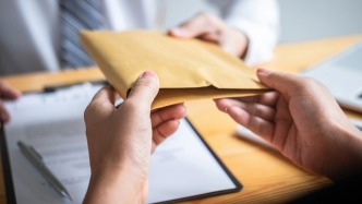 妻子空壳公司“转手”获利3395万，江苏一厅官涉新型受贿被判13年