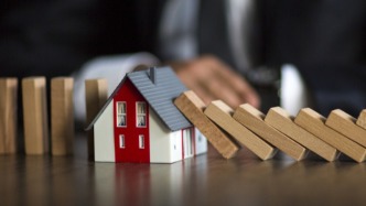 物業(yè)經理虛增造價侵吞業(yè)主維修資金17萬元，因詐騙罪獲刑