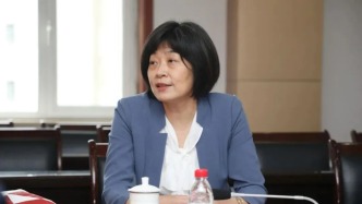 納新已任中國(guó)殘聯(lián)黨組成員